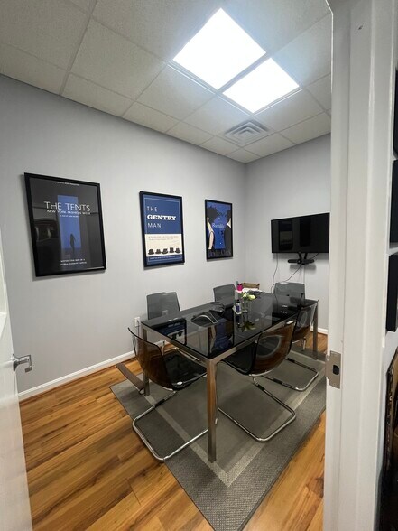 More Photos Of 3107-3109 M St NW, Washington Storefront Retail Office For Lease