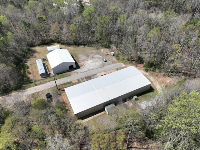 More Photos Of 255 Henderson St, Gaffney Light Distribution For Lease