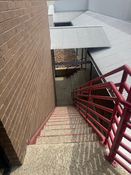 More Photos Of 3421 W Davis St, Conroe Medical For Lease