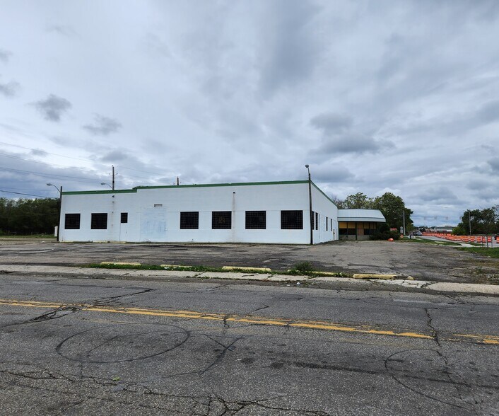 More Photos Of 1709 E 38th St, Indianapolis Lodge Meeting Hall For Sale