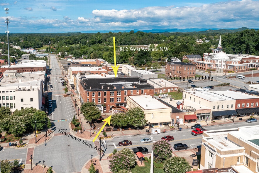 More Photos Of 812 West Ave, Lenoir Storefront Retail Office For Sale