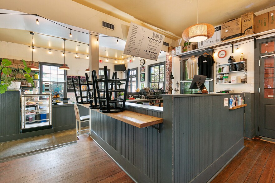 More Photos Of 2702 Chartres St, New Orleans Storefront Retail Residential For Sale