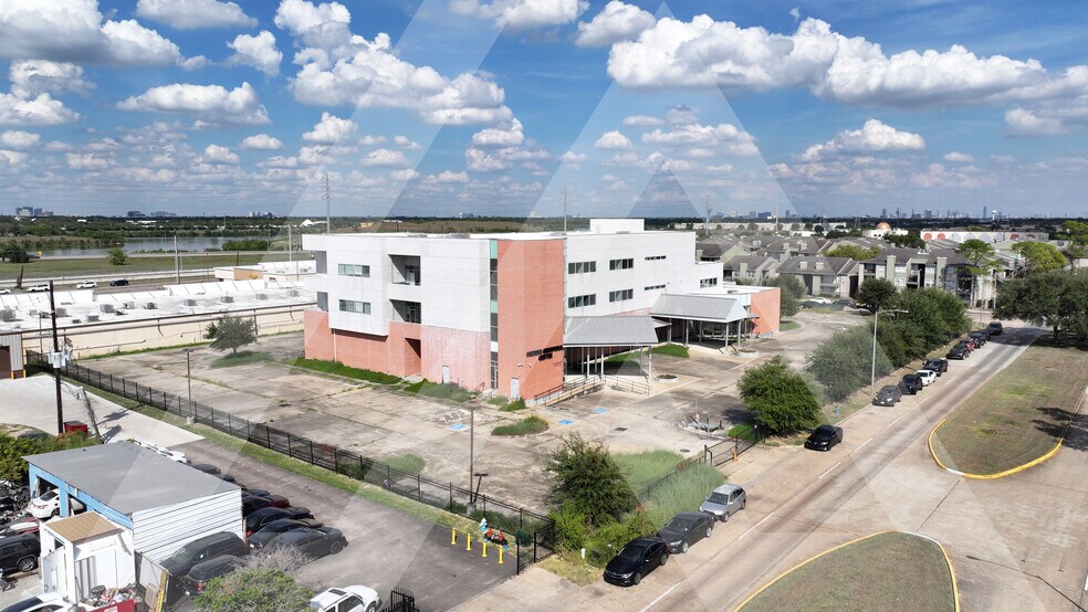 More Photos Of 14602 Presidio Square Blvd, Houston Office For Sale