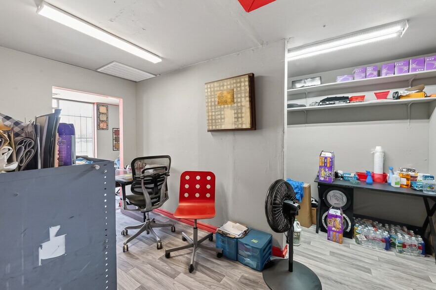 More Photos Of 10090 S Gessner, Houston General Retail For Sale