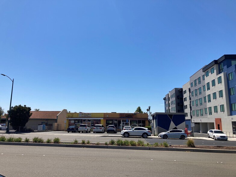 29587 Mission Blvd, Hayward, CA 94544 Retail For Lease