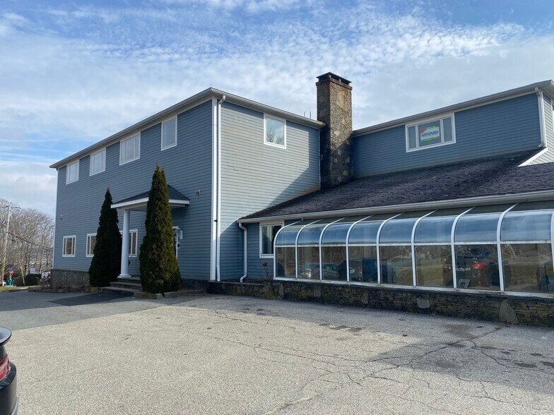 Primary Photo Of 1 Park Ave, Portsmouth Office For Lease