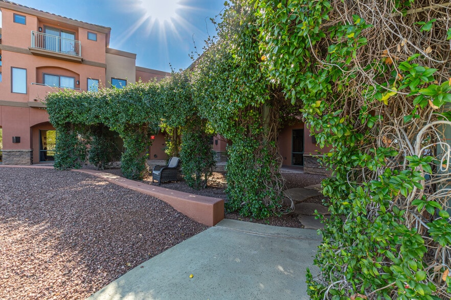 More Photos Of 12625 N Saguaro Blvd, Fountain Hills Storefront Retail Office For Lease