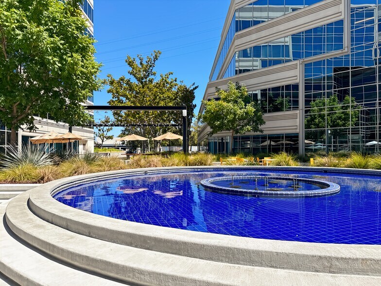 More Photos Of 900 E Hamilton Ave, Campbell Coworking Space