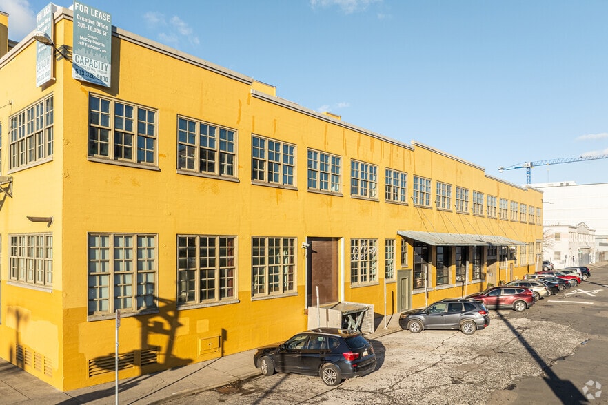 More Photos Of 107 SE Washington St, Portland Loft Creative Space For Lease
