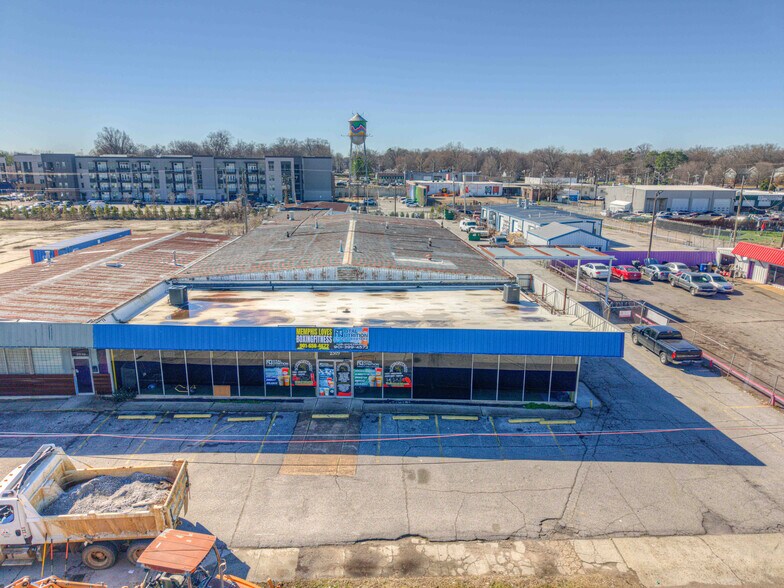 More Photos Of 2509 Summer Ave, Memphis Flex For Sale