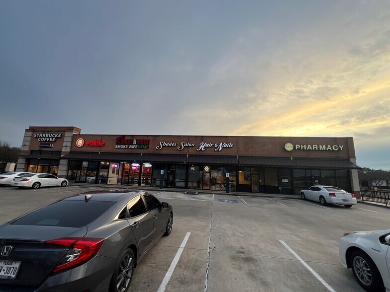 More Photos Of 13914 Highway 3, Webster Unknown For Lease