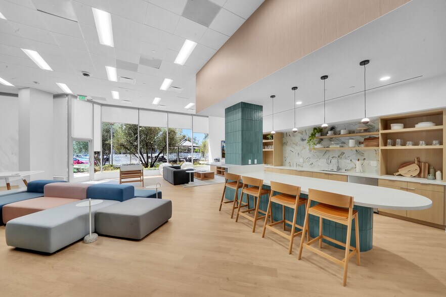 More Photos Of 1301 Dove St, Newport Beach Office For Lease