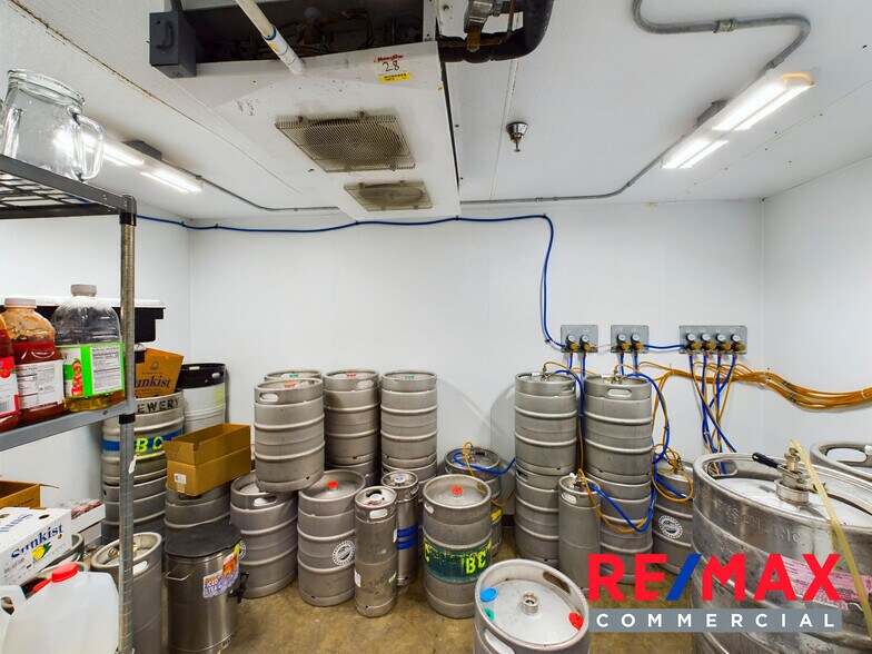 More Photos Of 1057 Sheridan Ave, Cody Restaurant For Sale