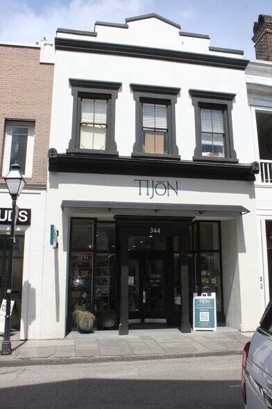 More Photos Of 344 King St, Charleston Storefront Retail Residential For Sale