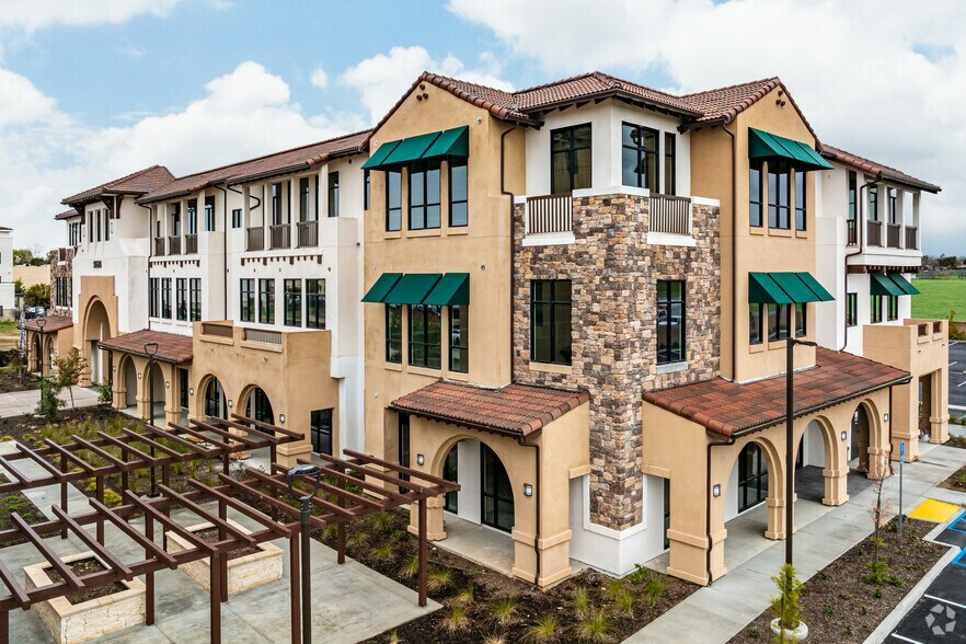 More Photos Of 5624 Philadelphia St, Chino Medical For Lease