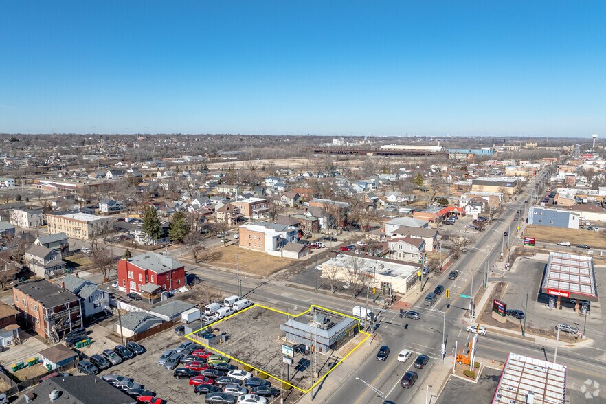 More Photos Of 345 Collins St, Joliet Fast Food For Sale