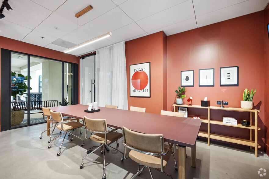 More Photos Of 17190 Bernardo Center Dr, San Diego Coworking Space