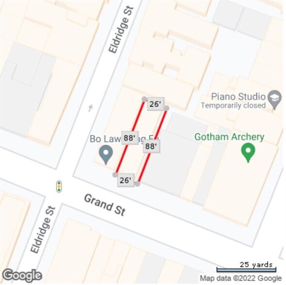 More Photos Of 292 Grand St, New York Storefront For Lease