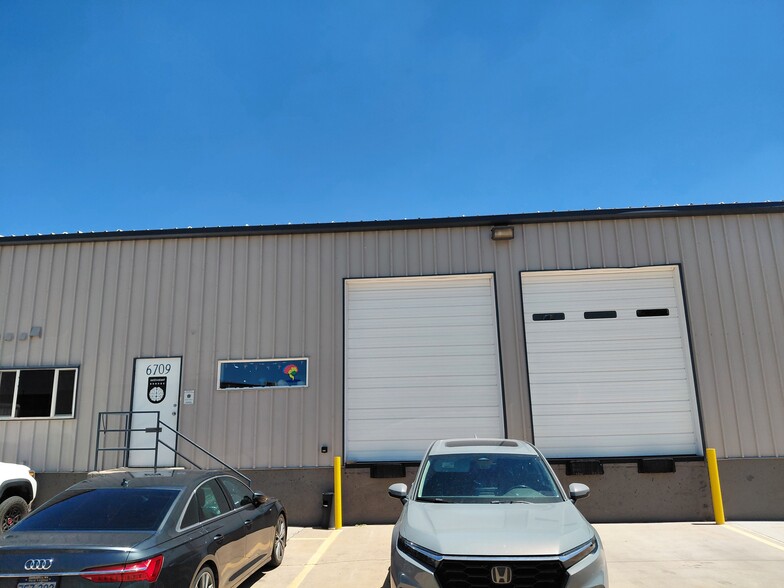More Photos Of 6709-6711 W 58th Pl, Arvada Warehouse For Lease