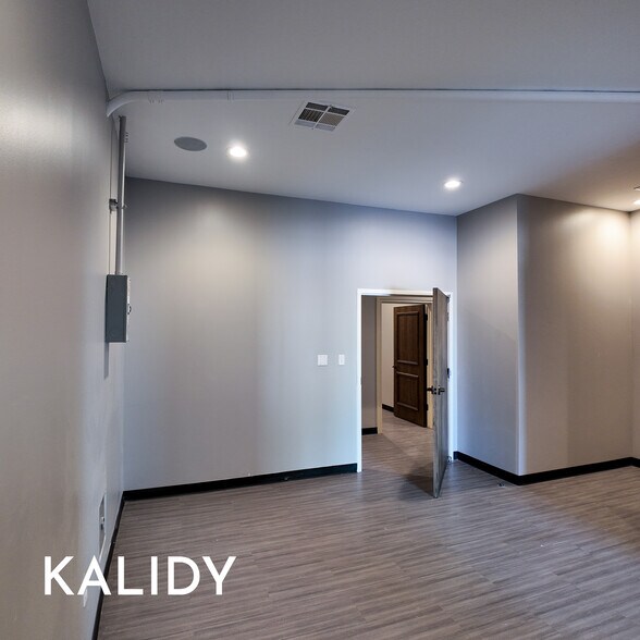 More Photos Of 2220 NW 164th St, Edmond Office For Sale