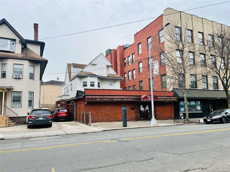 More Photos Of 11614 Myrtle Ave, Richmond Hill Medical For Sale