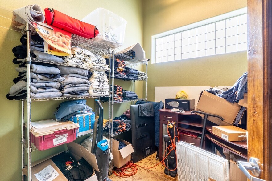 More Photos Of 528 Mount Rushmore Rd, Custer Restaurant For Sale