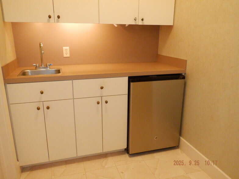 More Photos Of 5524 Bee Caves Rd, Austin Office For Sale