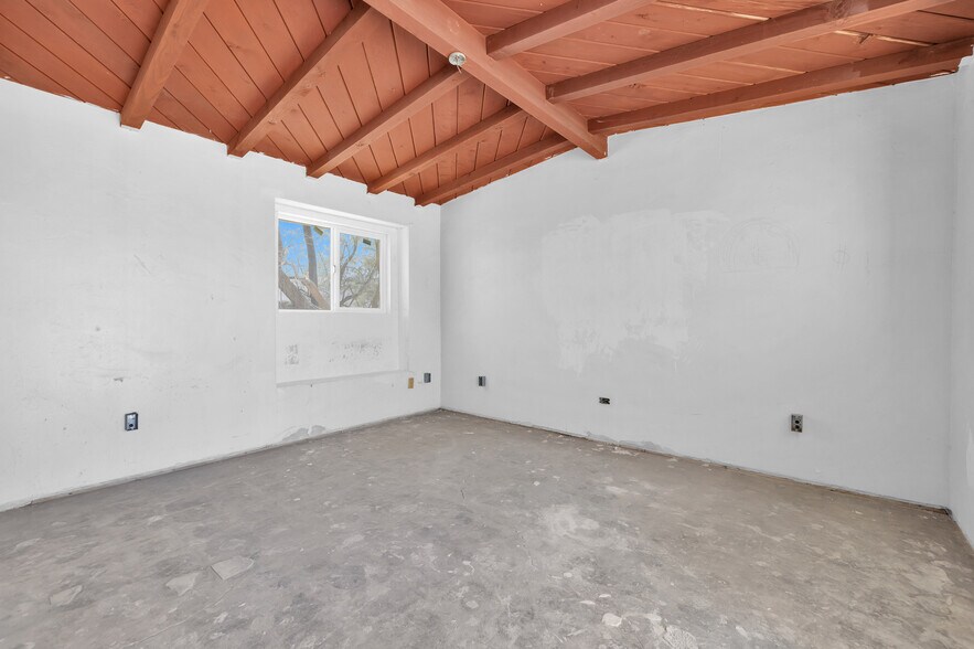 More Photos Of 3241 Borrego Valley Rd, San Diego Apartments For Sale