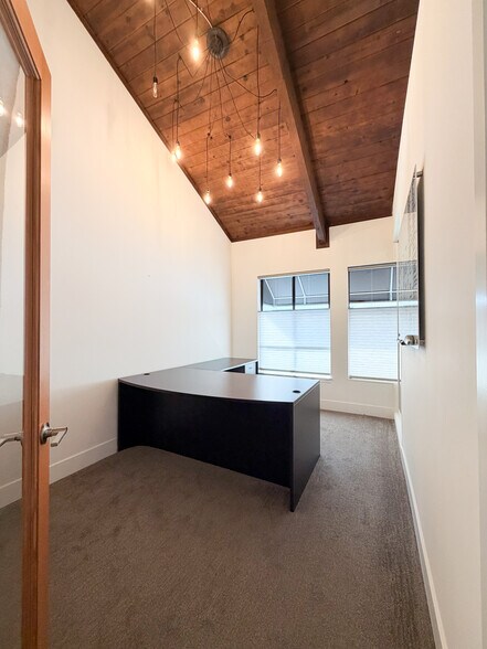 More Photos Of 644 N Santa Cruz Ave, Los Gatos Office For Sale