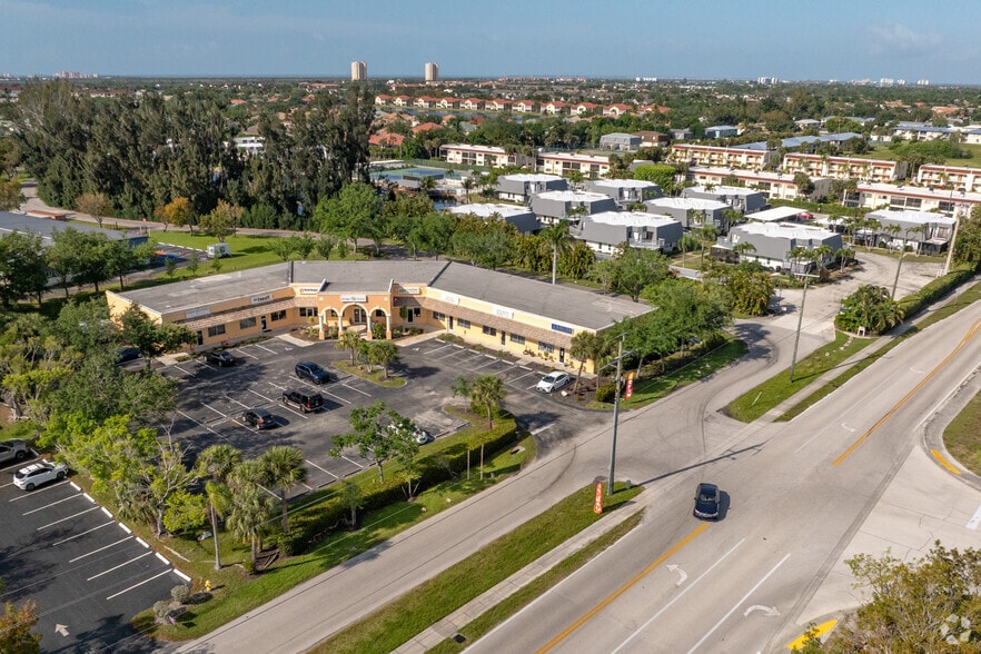 More Photos Of 11637 Kelly Rd, Fort Myers Light Distribution For Lease