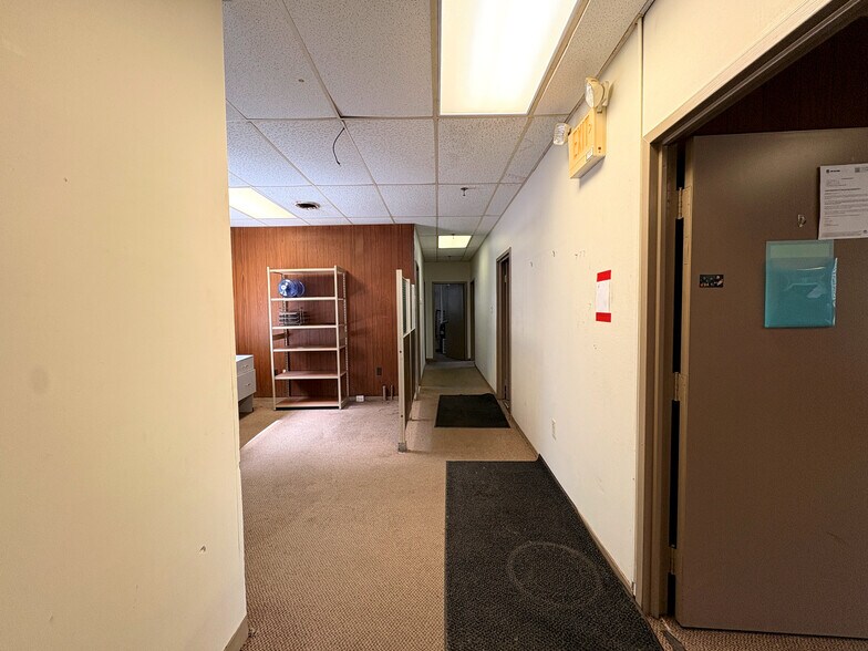 More Photos Of 5 Canale Dr, Egg Harbor Township Manufacturing For Lease