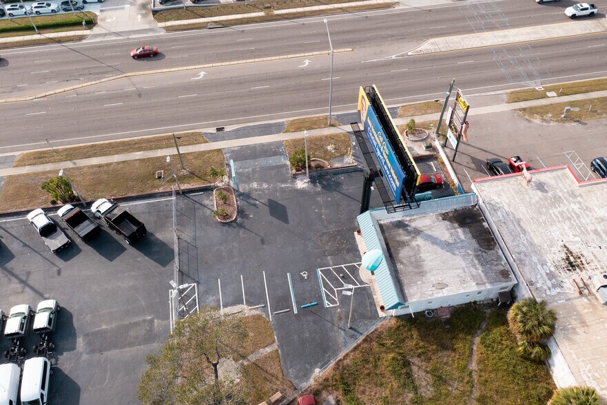 More Photos Of 6025 N Dale Mabry Hwy, Tampa Storefront Retail Office For Lease