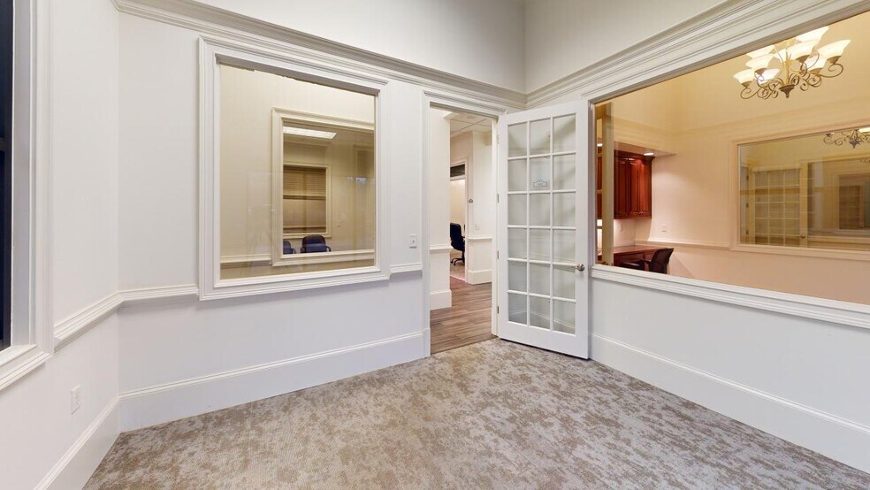 More Photos Of 430 Winkler Dr, Alpharetta Light Manufacturing For Sale