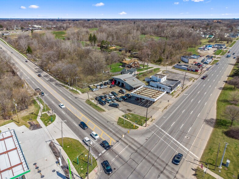 More Photos Of 2617 Middlebelt Rd, Inkster Auto Repair For Lease