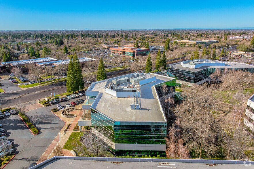 More Photos Of 3017 Douglas Blvd, Roseville Office For Lease