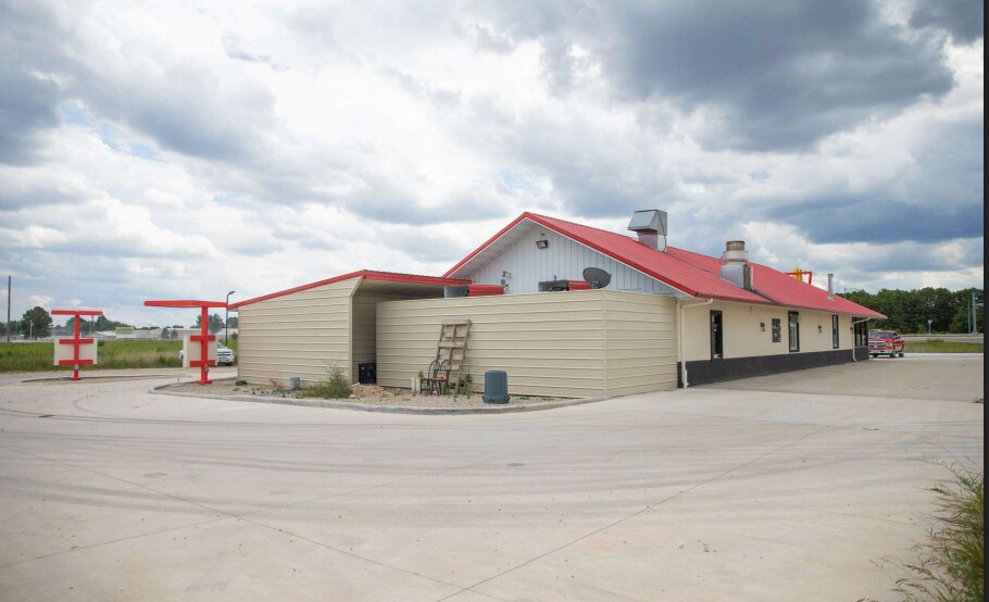 More Photos Of 37 Enterprise Dr, Seymour General Retail For Sale