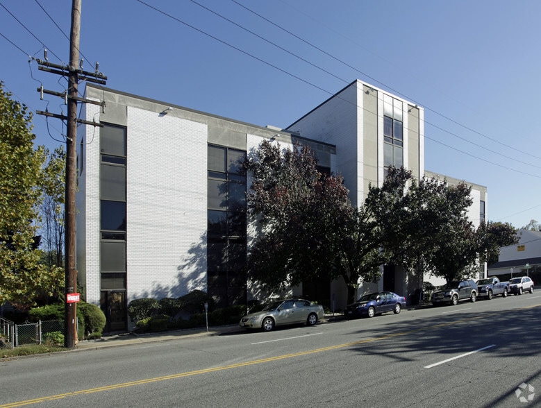 More Photos Of 71 S Central Ave, Valley Stream Office For Sale