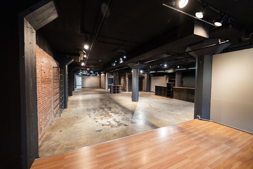 More Photos Of 143 N Rock Island St, Wichita Apartments For Sale