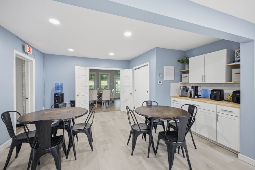 More Photos Of 6515 Holt Rd, Nashville Specialty For Sale