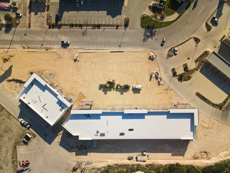 More Photos Of 21114 US-281, San Antonio Freestanding For Lease