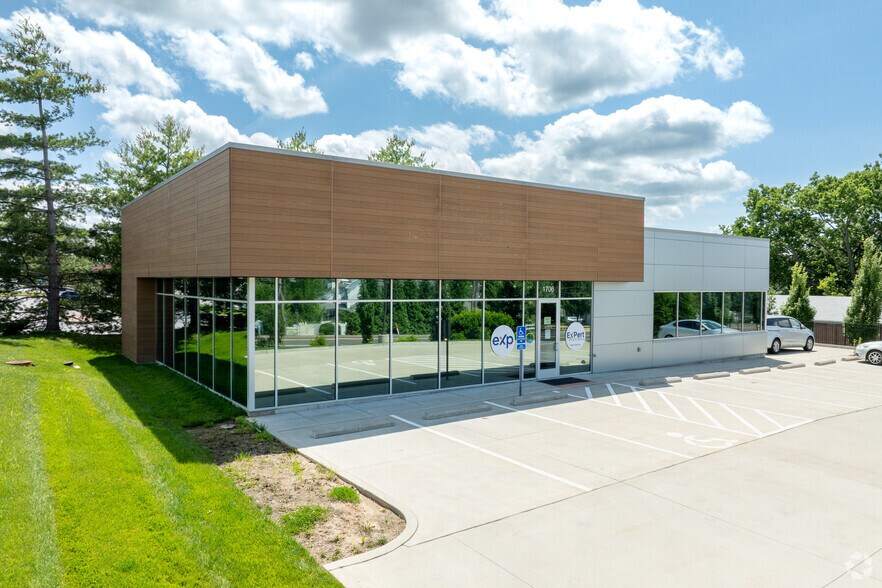 More Photos Of 1706 Smizer Station Rd, Saint Louis Office For Sale