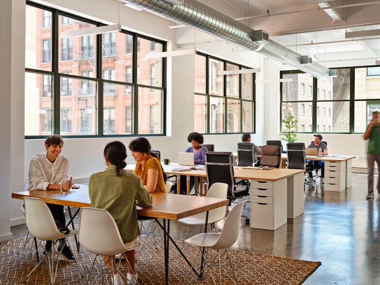 More Photos Of 45 Main St, Brooklyn Office For Lease