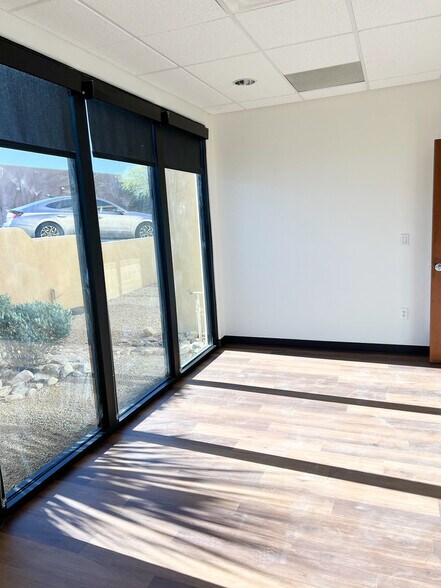 More Photos Of 7202 E Carefree Dr, Carefree Office For Lease