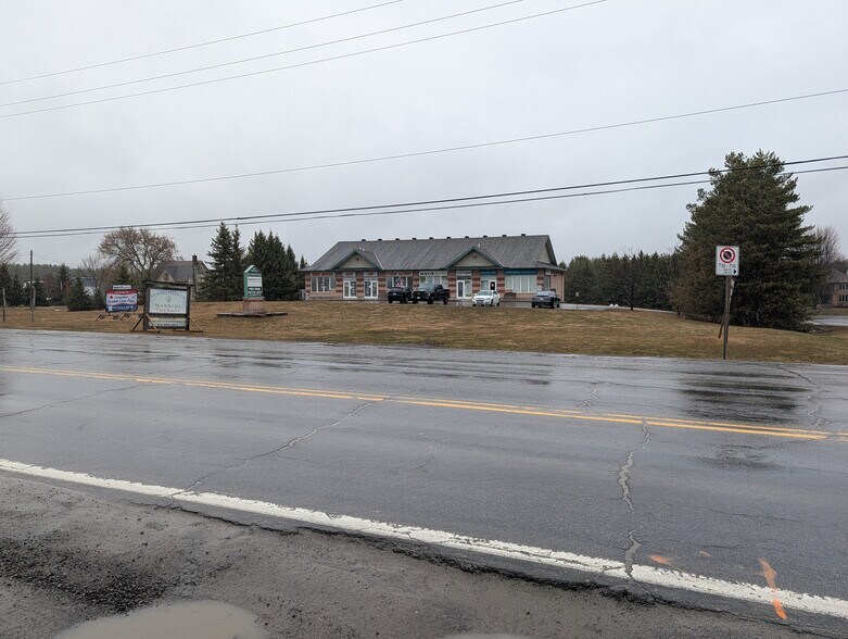 More Photos Of 1120-1126 March Rd, Ottawa General Retail For Sale