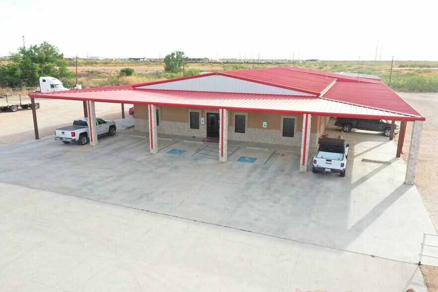 More Photos Of 1207 NW Mustang Dr, Andrews Warehouse For Sale