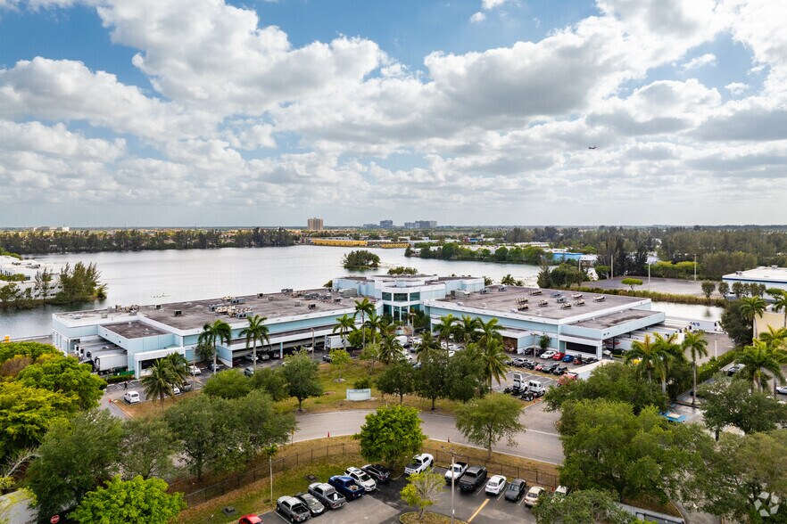 More Photos Of 1800 NW 89th Pl, Miami Refrigeration Cold Storage For Sale