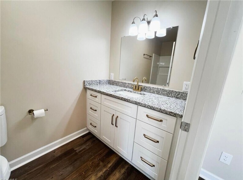 More Photos Of 109 E Highfill Ave, Liberty Apartments For Sale