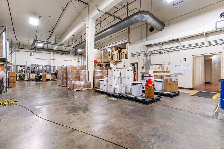 More Photos Of 5435 Peck Rd, Arcadia Manufacturing For Sale