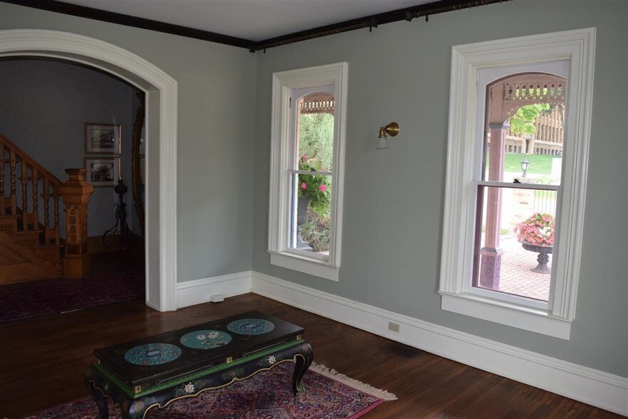 More Photos Of 138 1st St, Baraboo Office For Sale