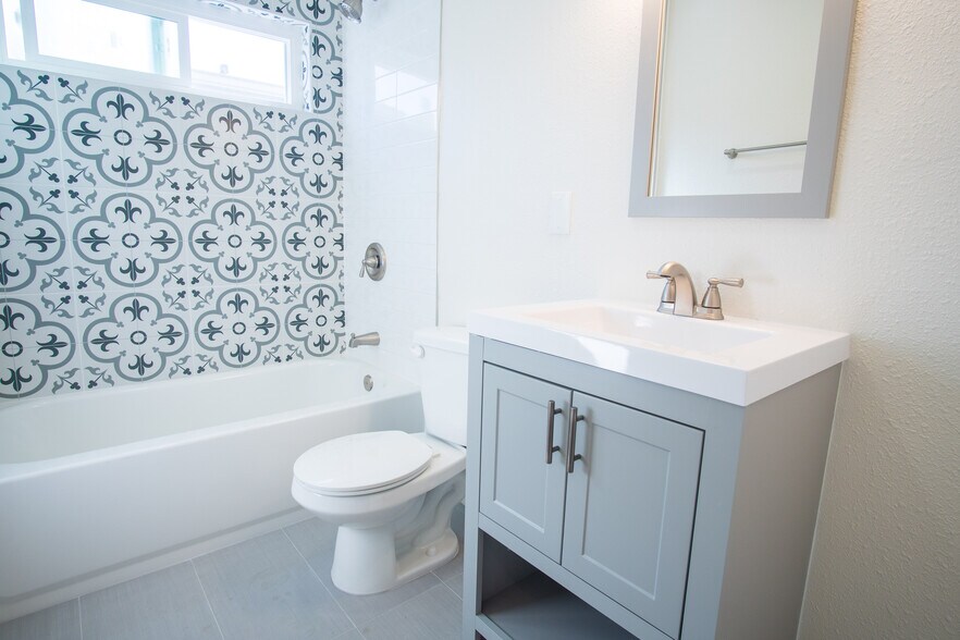 More Photos Of 4168 32nd St, San Diego Apartments For Sale